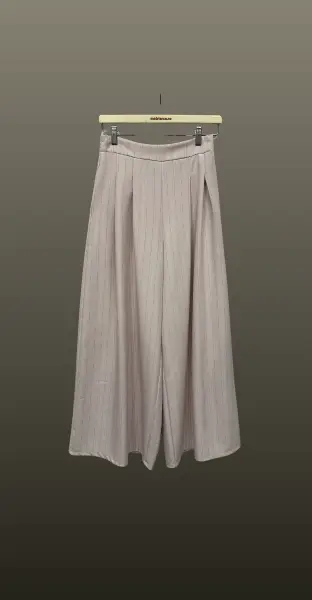 Pantalon tip fusta- roz 